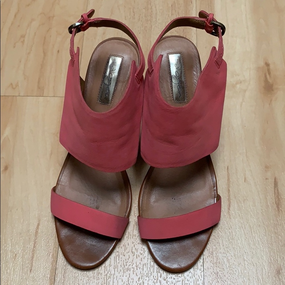 Pink Halogen Wedges - Picture 2 of 3